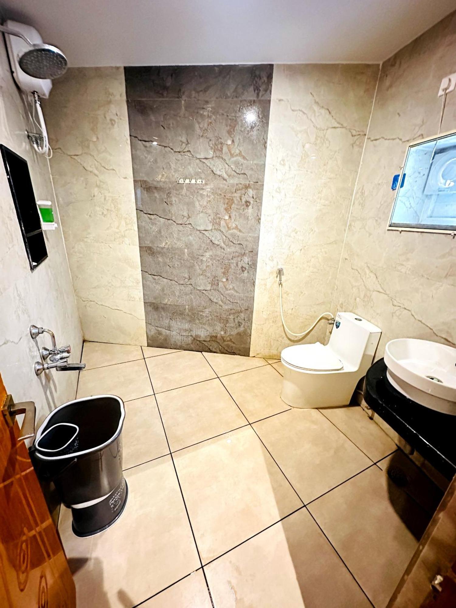 Ssk Malligai Residency Ramanathapuram Quarto foto